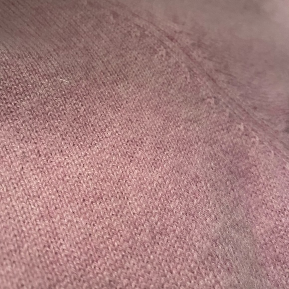 Cashmere Sweater - Picture 4 of 4